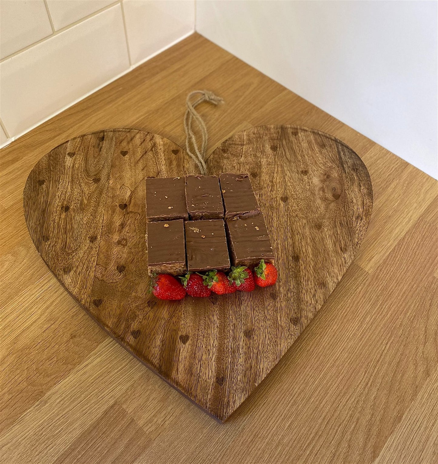 Heart Shaped Wooden Chopping Board 40cm-2